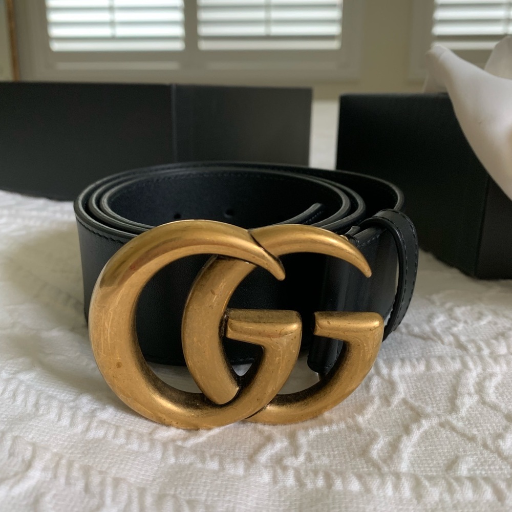 Gucci belt women’s size 80 (size 4-6)
